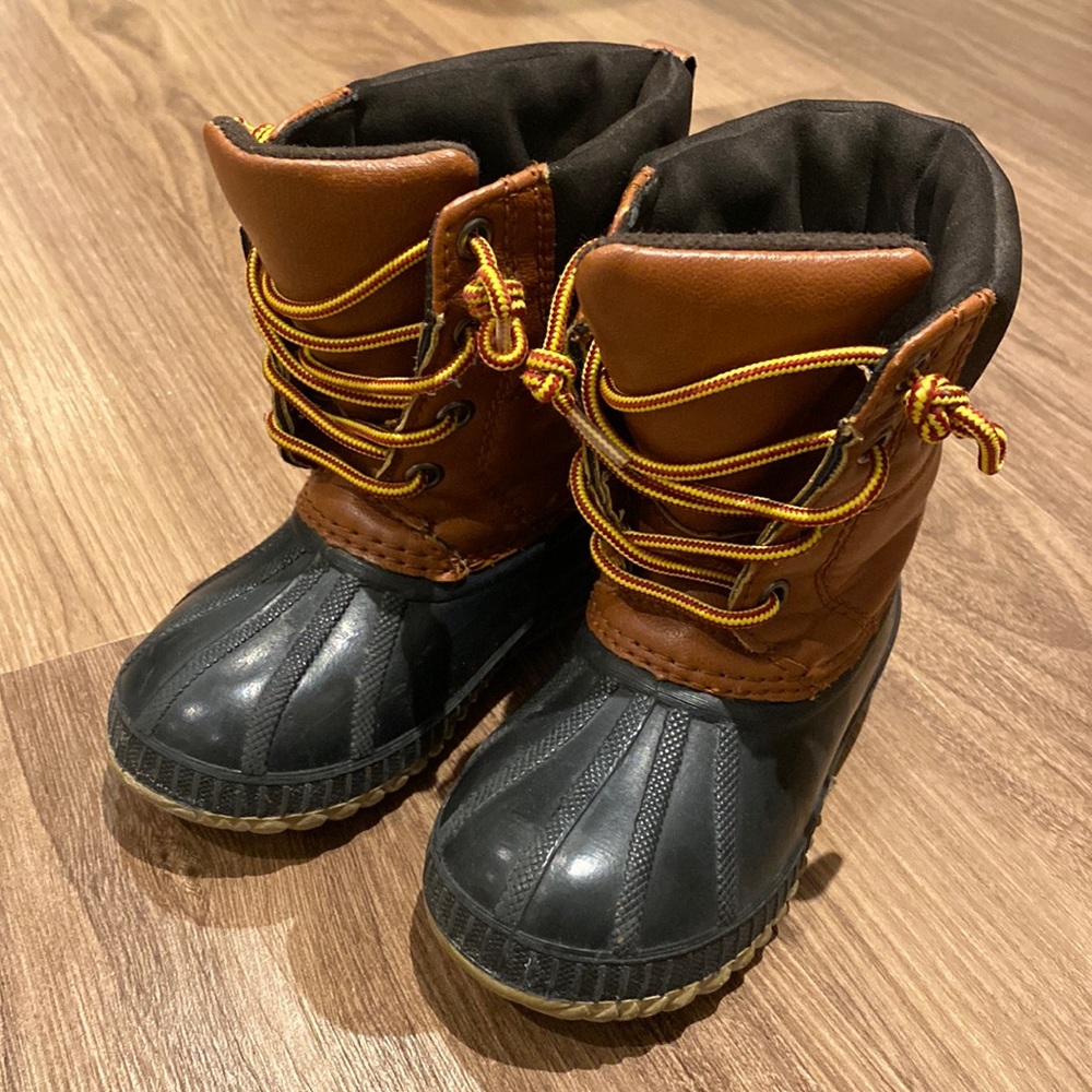 Gap Kids winter boots 7/8 thinsulate